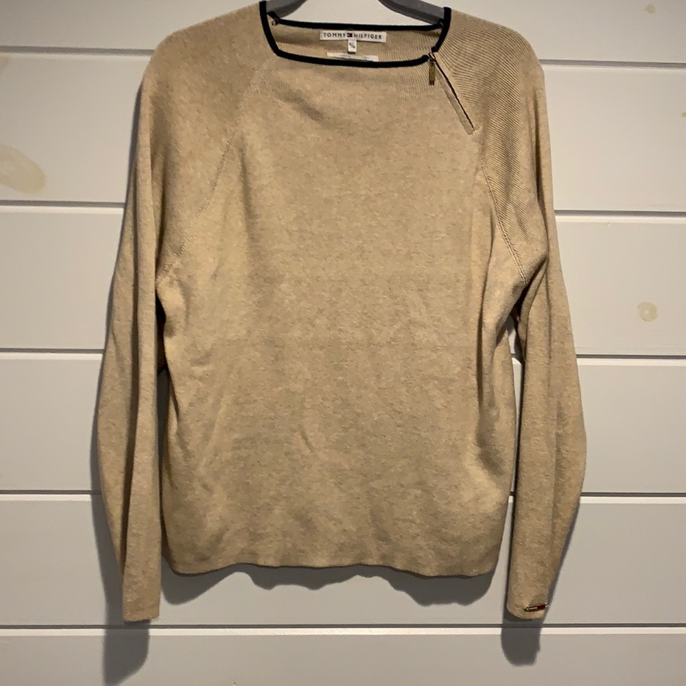 Tommy Hilfiger 100% cotton sweater size XL